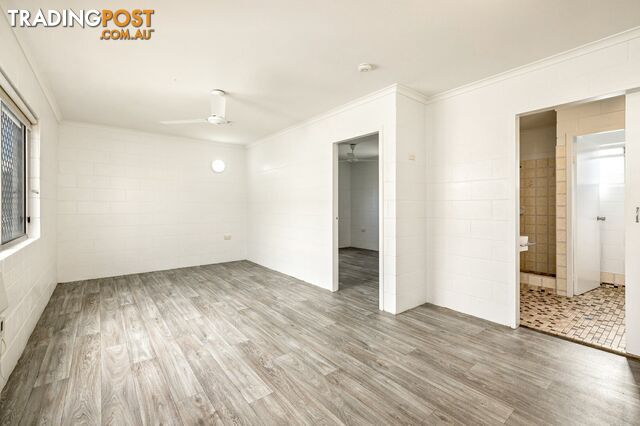 8/122 Aumuller Street BUNGALOW QLD 4870 - photo 3 of 9
