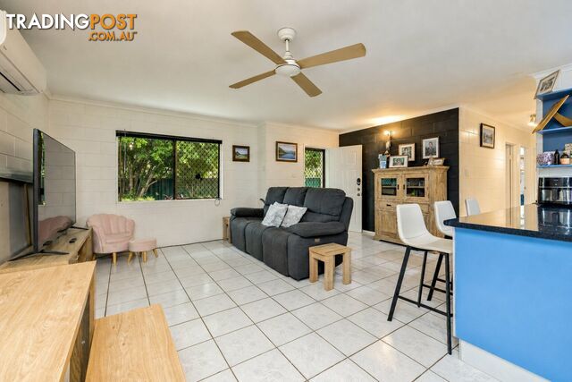 14 Anderson Road WOREE QLD 4868 - photo 3 of 10