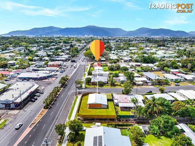 119-121 Hoare Street MANUNDA QLD 4870