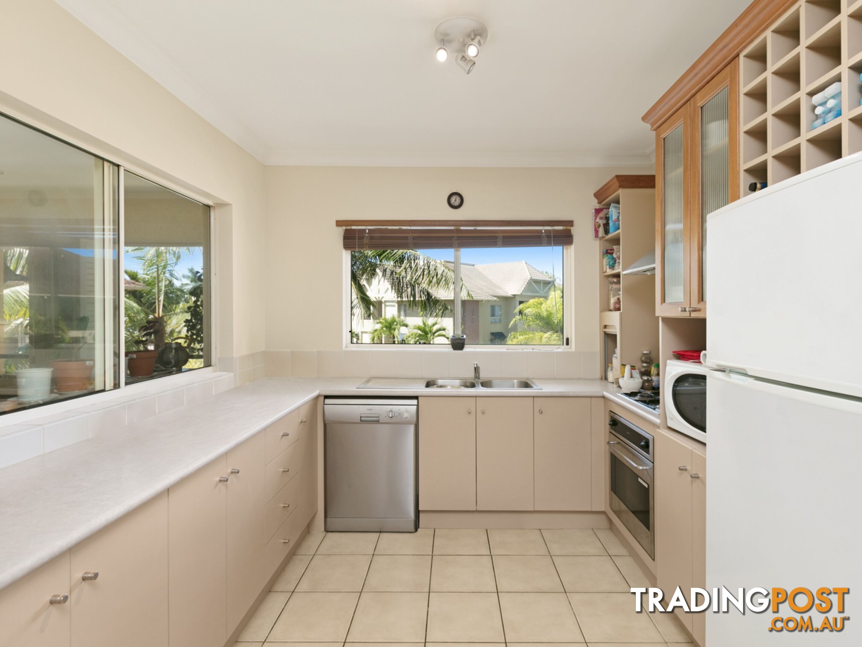 1013/2 Greenslopes Street CAIRNS NORTH QLD 4870