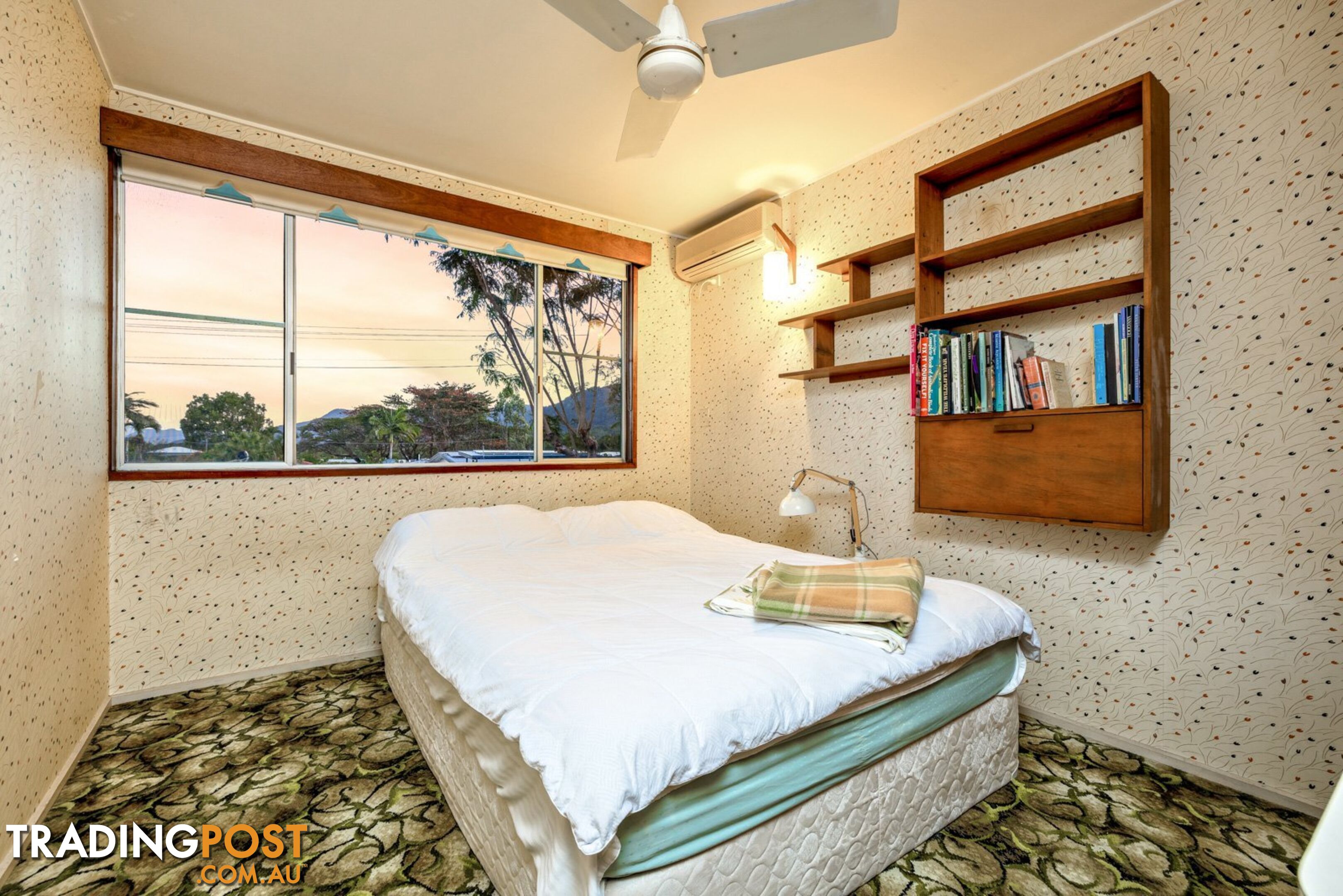 178 Greenslopes Street EDGE HILL QLD 4870