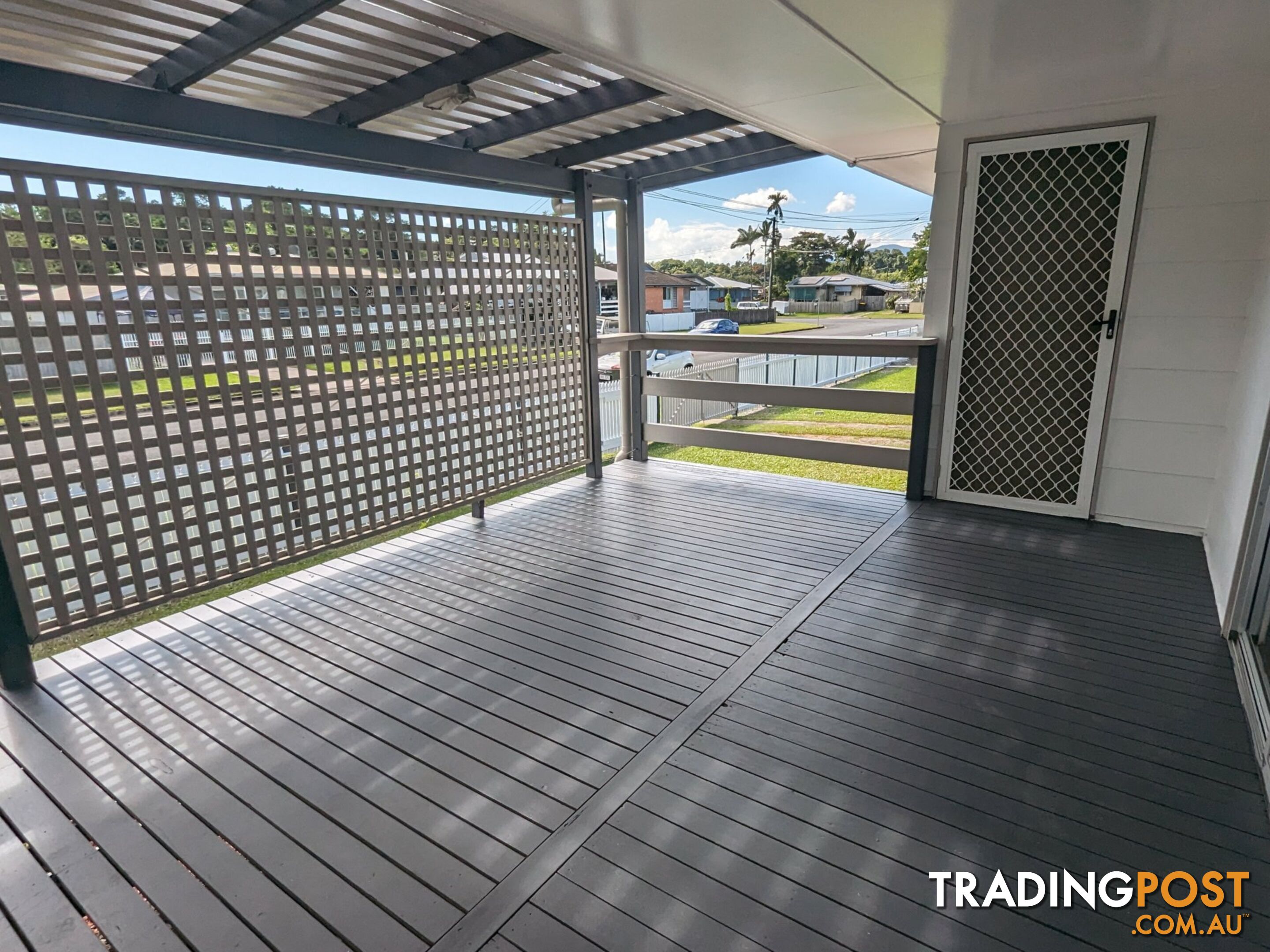 16 Witney Street MANOORA QLD 4870