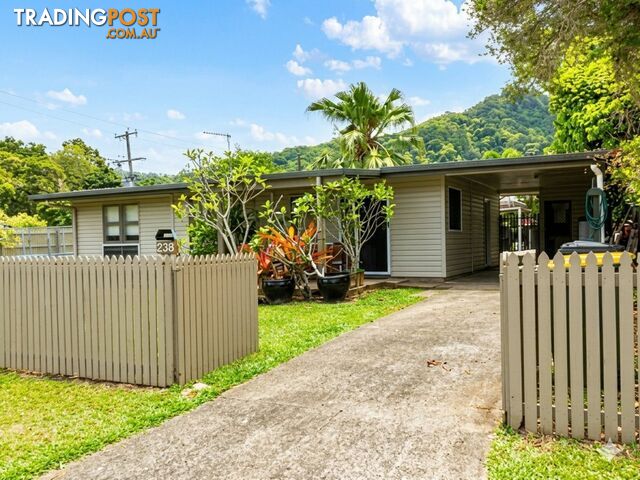 238 Woodward Street WHITFIELD QLD 4870