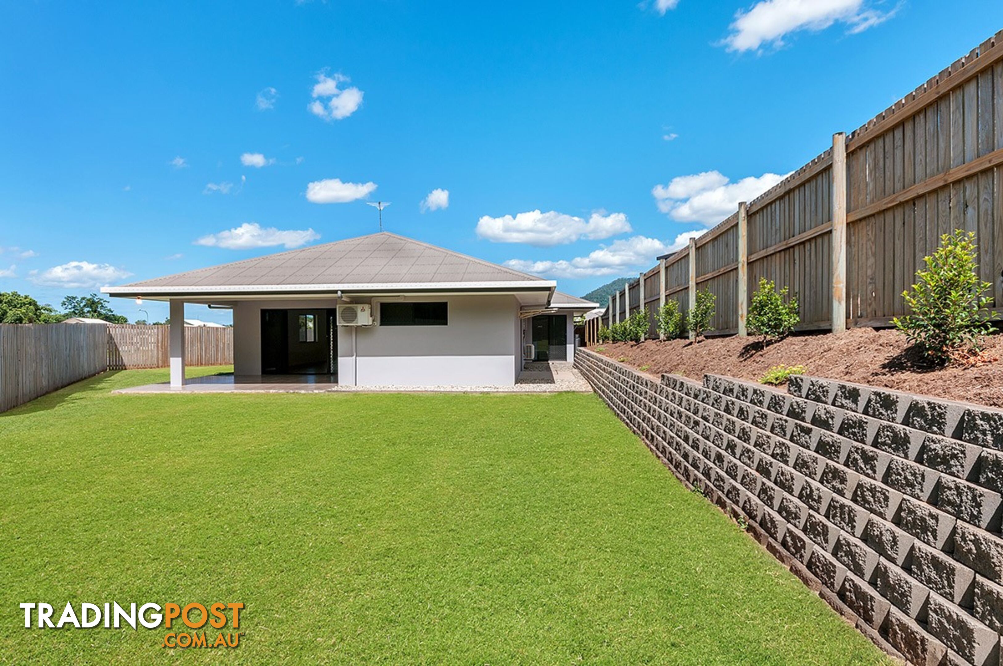 13 Anniebuka Close BENTLEY PARK QLD 4869