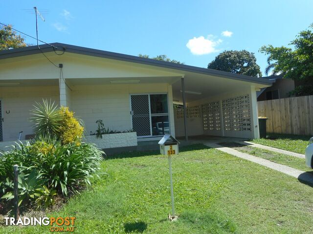 2/133 Russell Street EDGE HILL QLD 4870