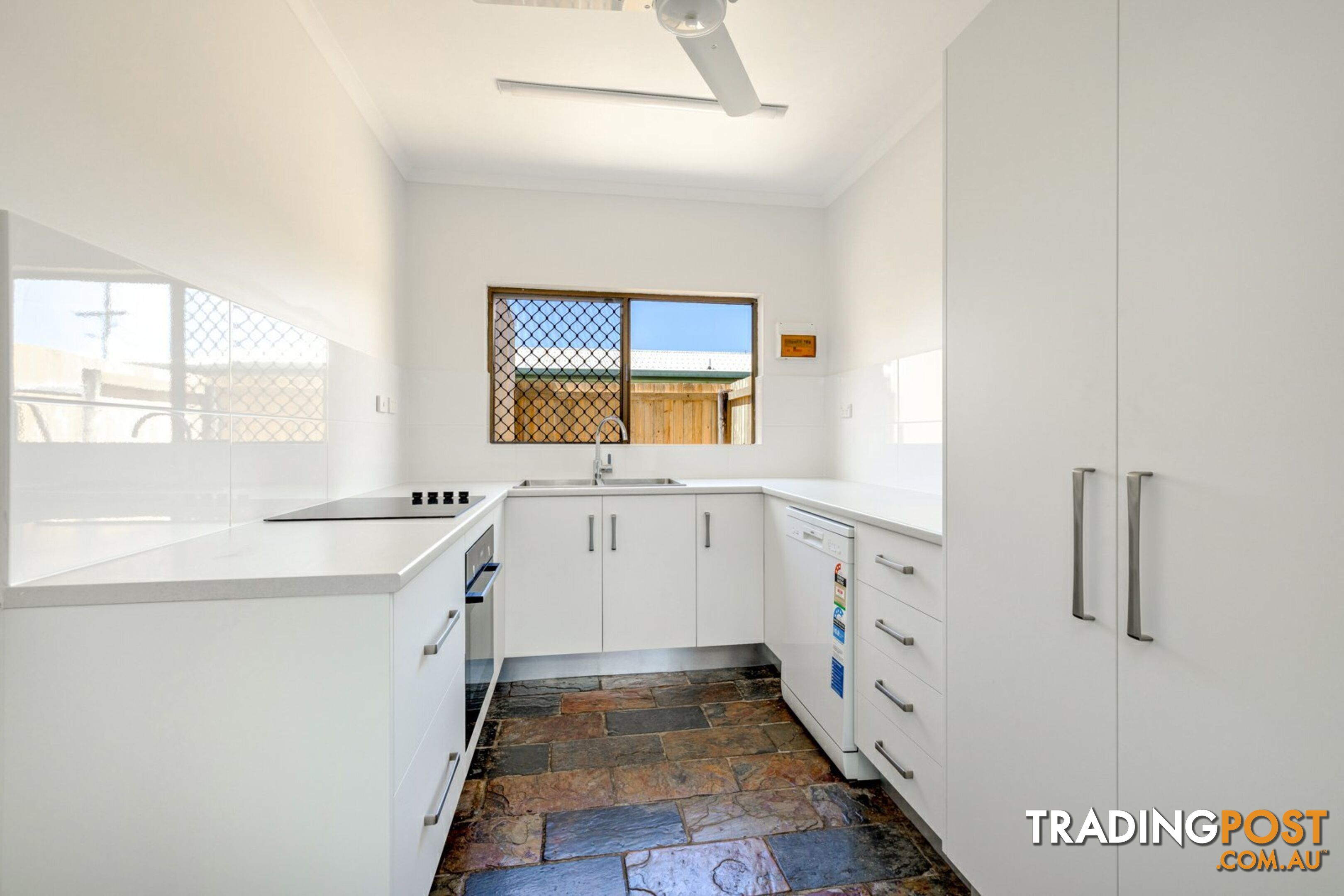 1/34 Turner Street WHITFIELD QLD 4870