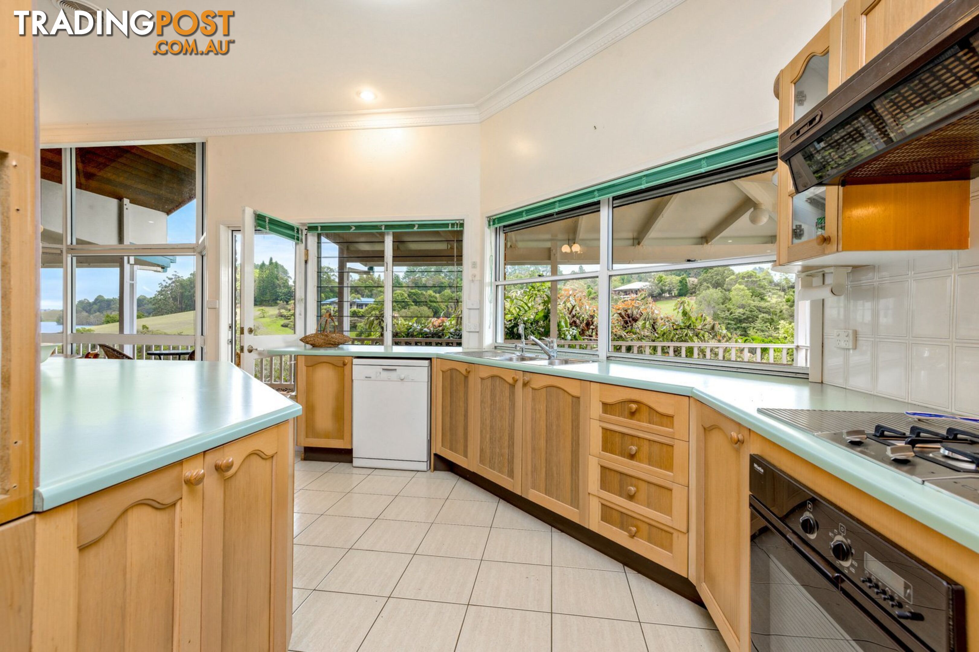 4 The Esplanade YUNGABURRA QLD 4884