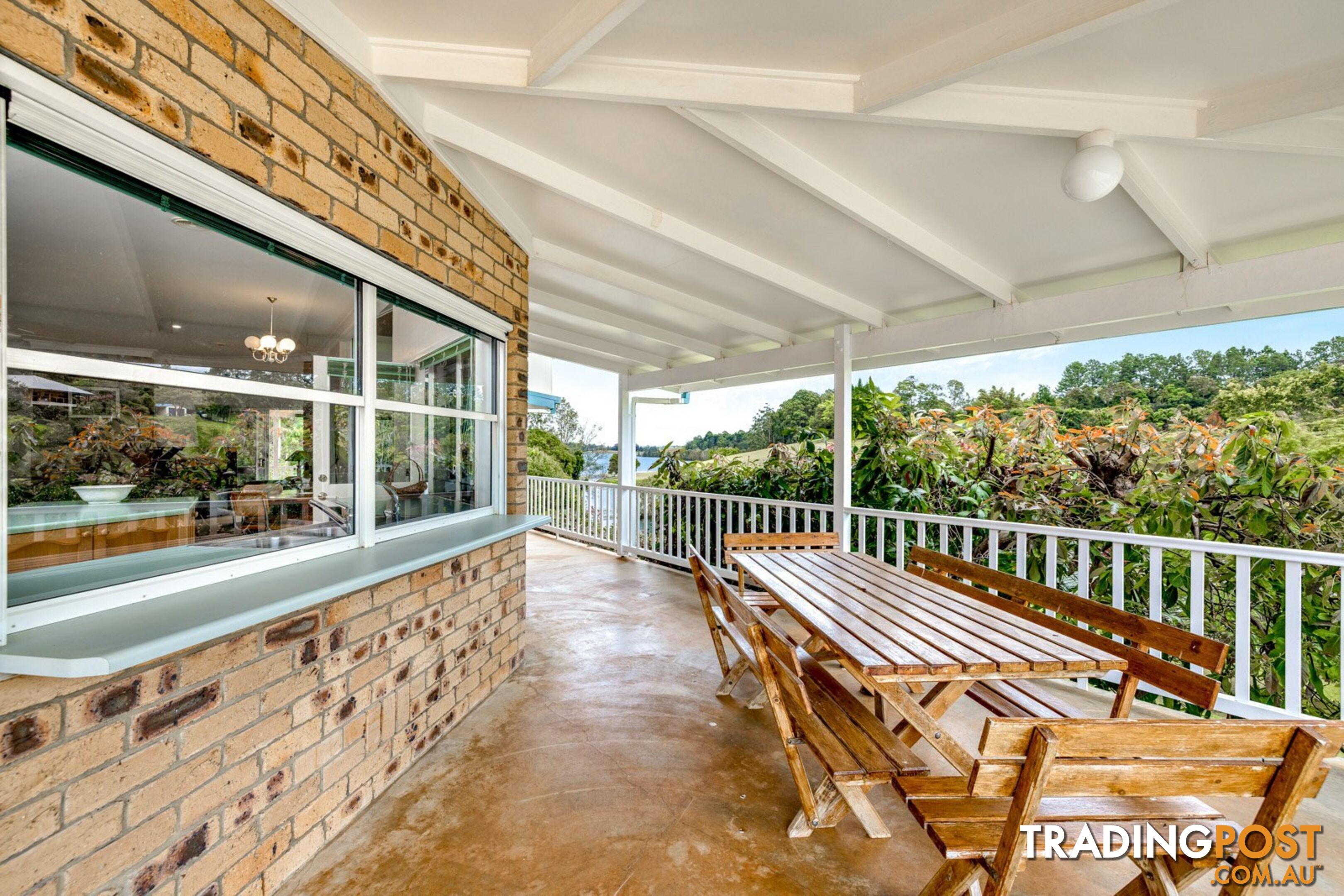 4 The Esplanade YUNGABURRA QLD 4884