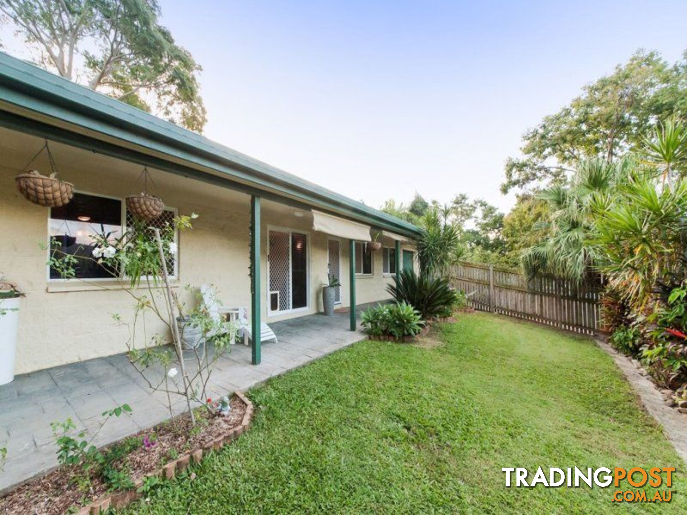 6 Grace Avenue CANNONVALE QLD 4802