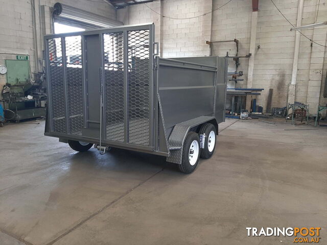 ENCLOSED TRADESMAN TRAILER RANGE PAINTED - photo 2 of 11