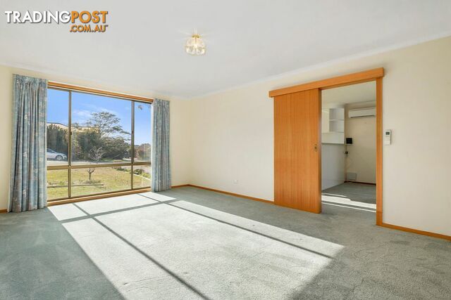 8 Ashley Court BLACKMANS BAY TAS 7052