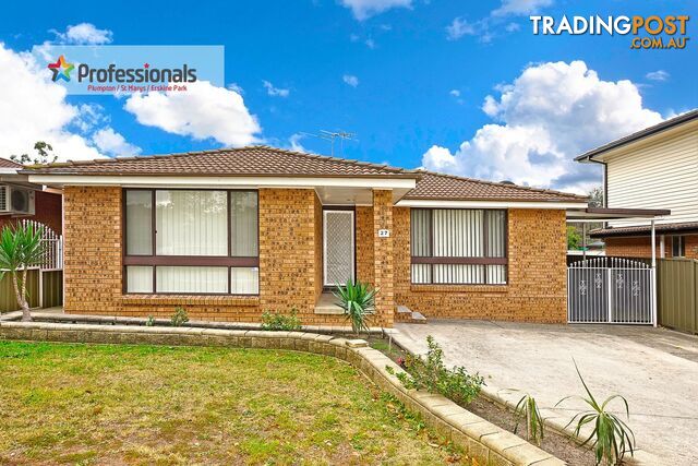 27 Lyall Avenue Dean Park NSW 2761