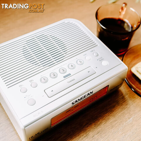 RCR5W BASIC AM / FM BEDSIDE CLOCK RADIO SANGEAN - WHITE