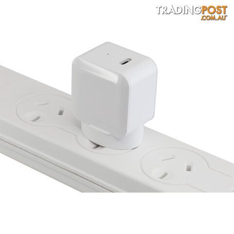 SMPD20C TYPE-C 20W PD QUICK CHARGER 5V3A 9V2.2A 12V1.67A OUTPUT - photo 3 of 3