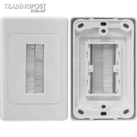 PRO1272 WHITE BRUSH WALL PLATE SUITS CLIPSAL E