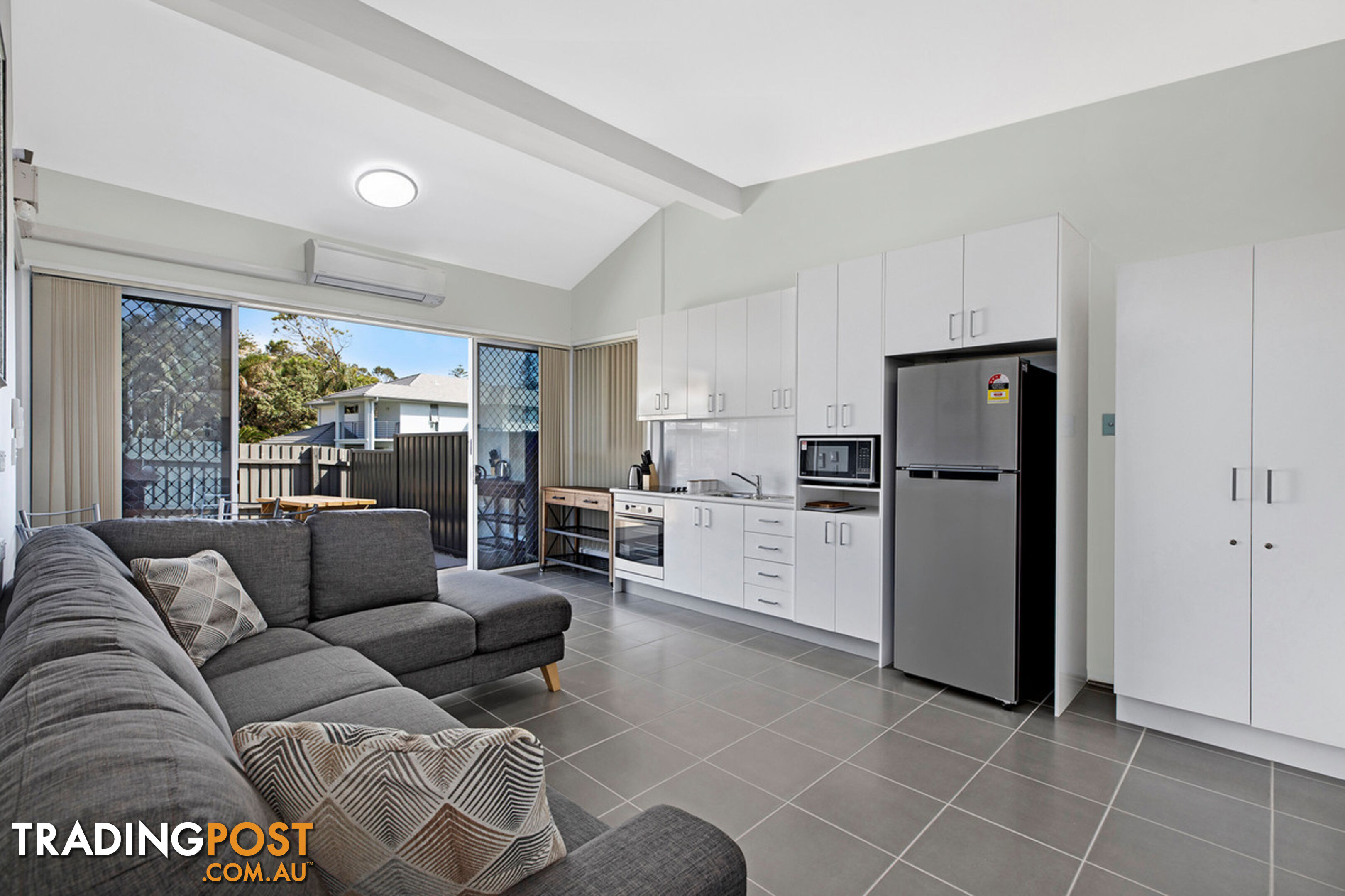 16B Segura Street COPACABANA NSW 2251