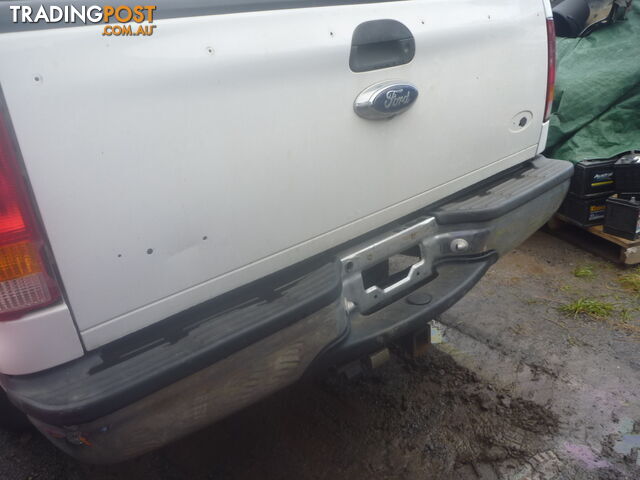 2001 Superduty F 350 Ford Truck White Wrecking,