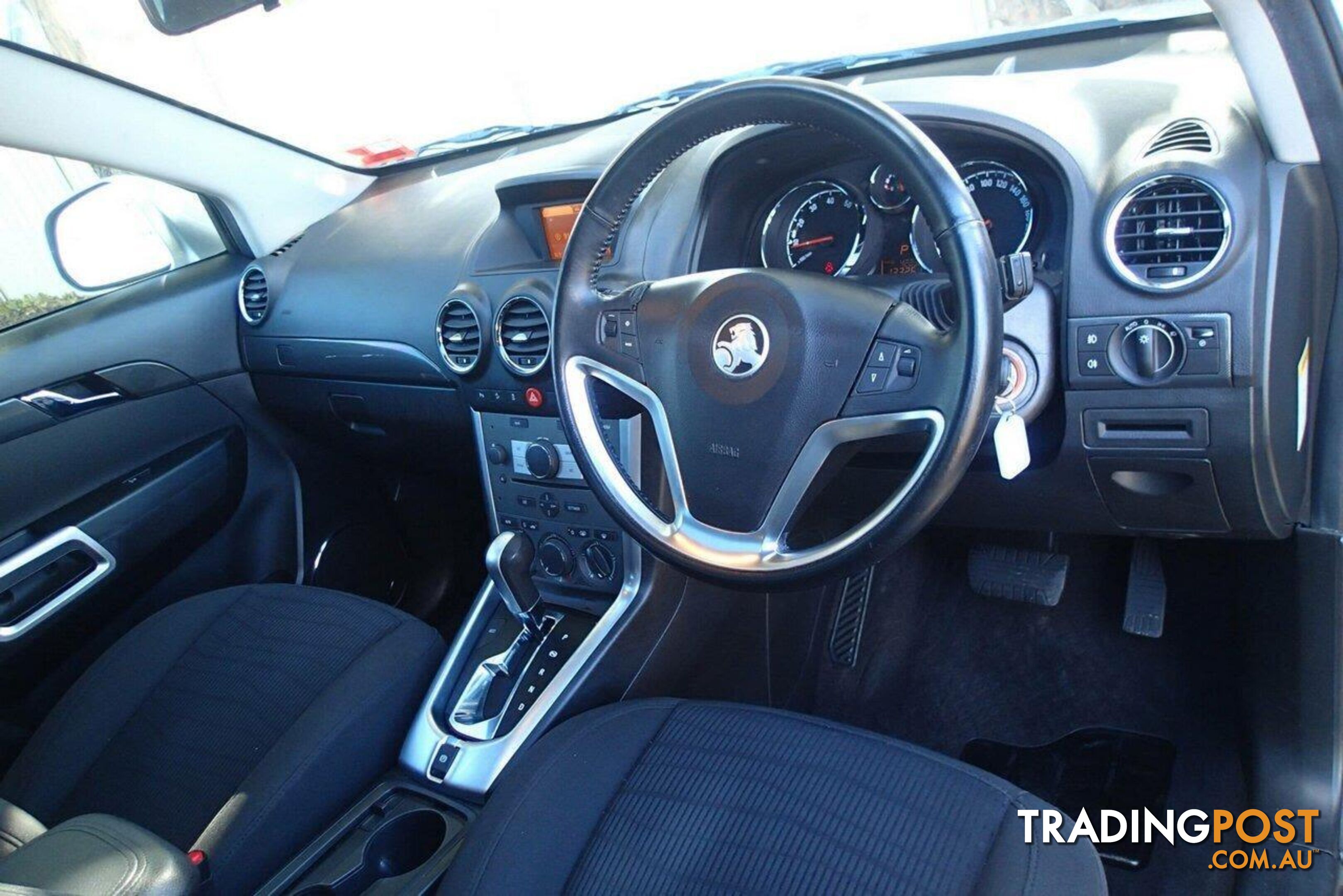 2012 HOLDEN CAPTIVA 5 (FWD) CG SERIES II SUV, 4 DOORS, 5 SEATS