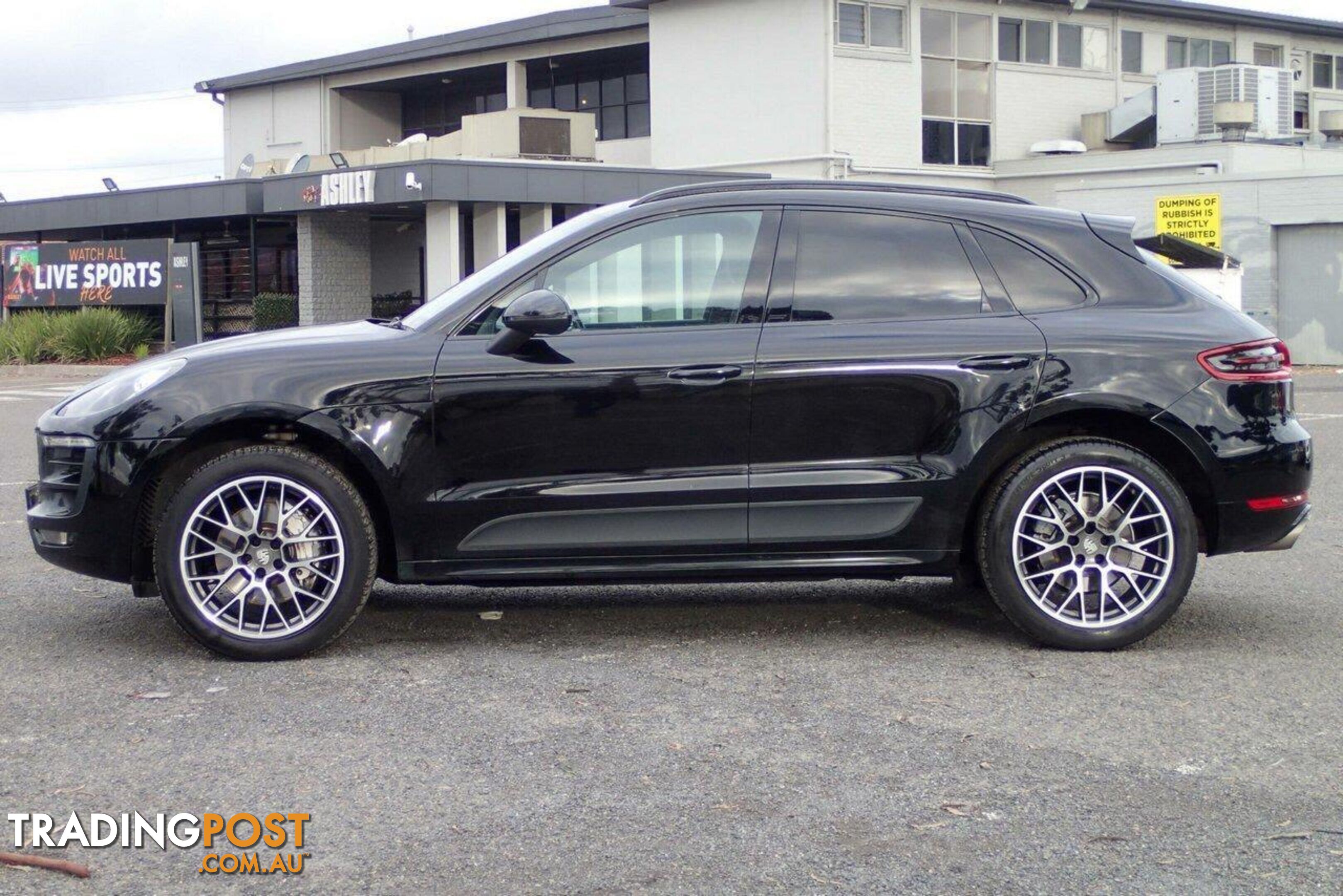 2015 PORSCHE MACAN S MY15 SUV, 4 DOORS, 5 SEATS