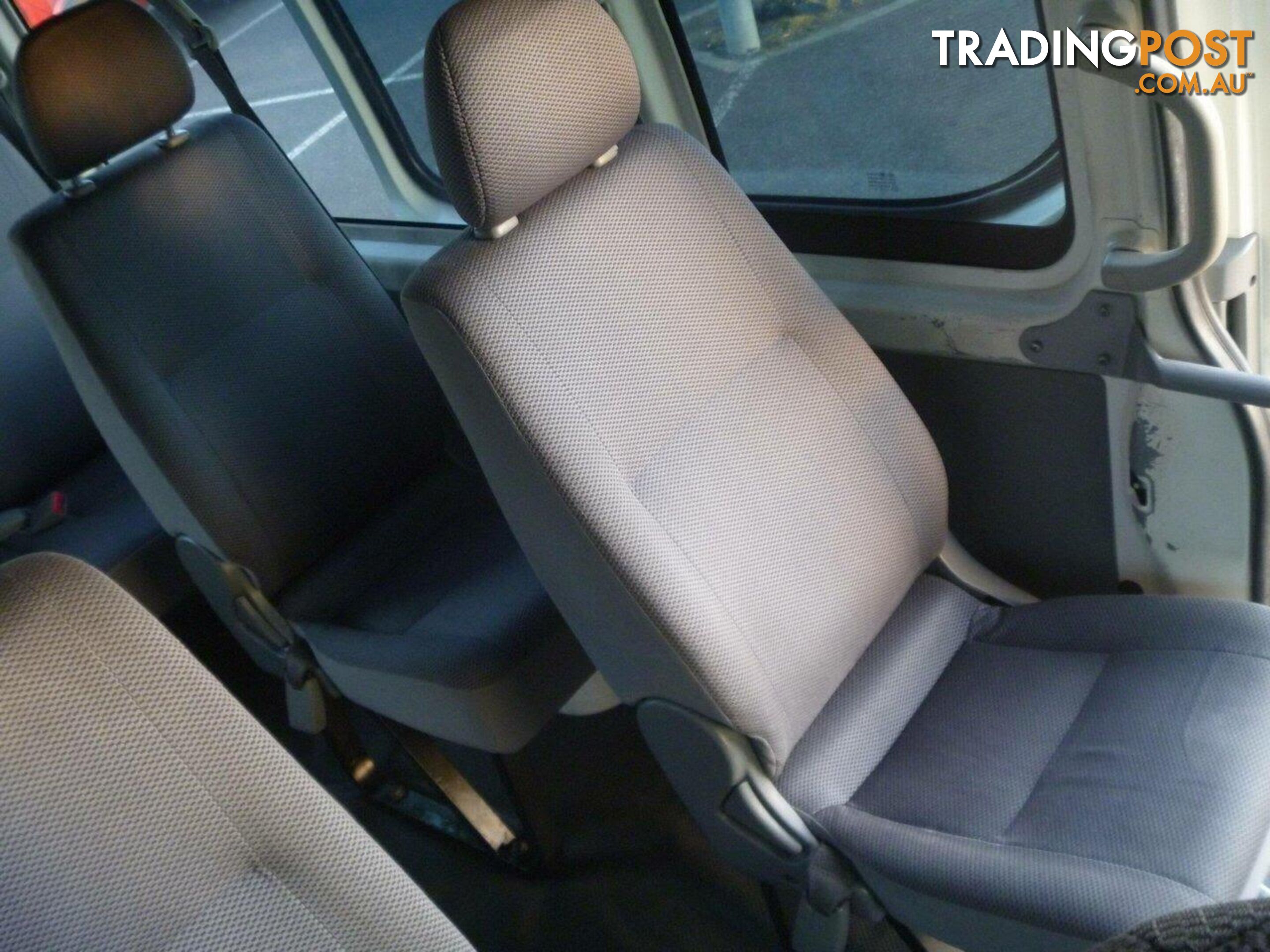 2009 TOYOTA HIACE COMMUTER TRH223R MY07 UPGRADE PEOPLE MOVER, 3 DOORS, 14 SEATS