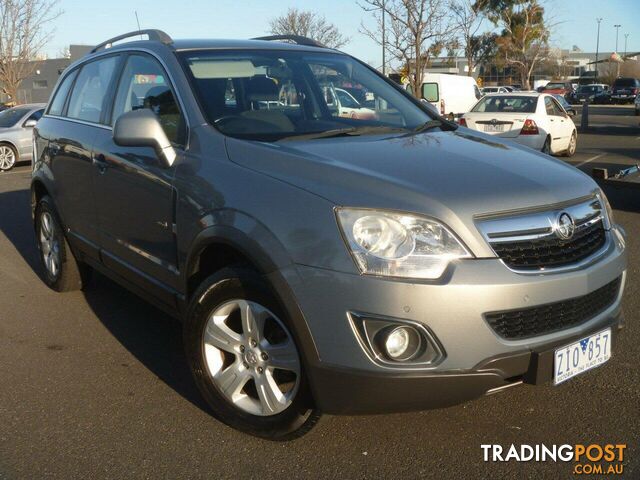 2011 HOLDEN CAPTIVA 5 (FWD) CG SERIES II SUV, 4 DOORS, 5 SEATS