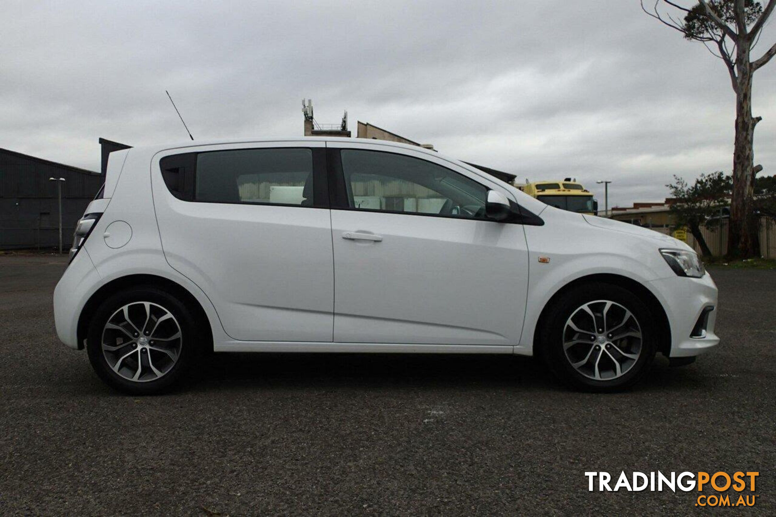 2017 HOLDEN BARINA CD TM MY18 HATCH, 5 DOORS, 5 SEATS