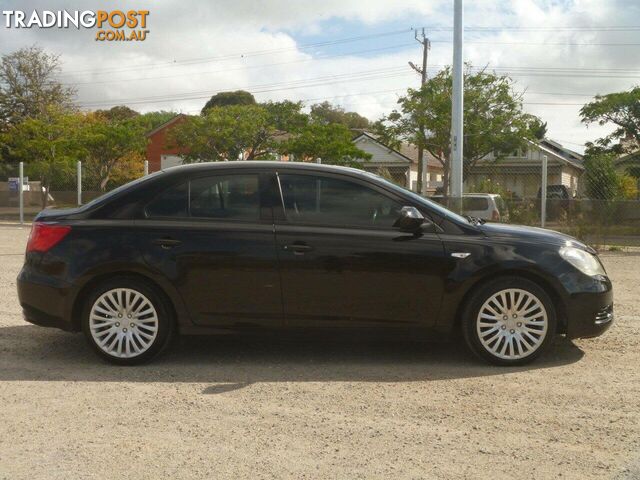 2011 SUZUKI KIZASHI XLS FR SEDAN