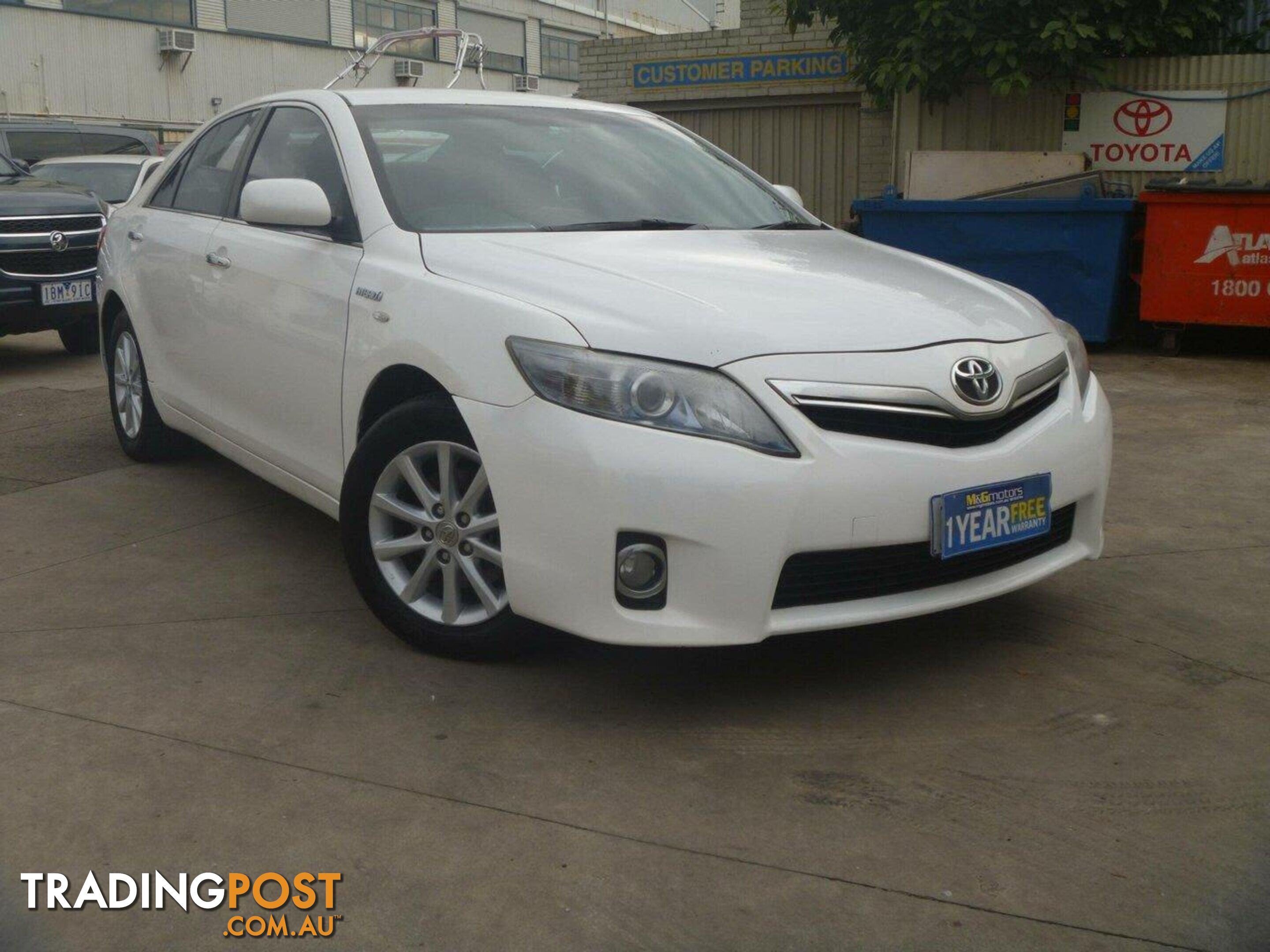 2011 TOYOTA CAMRY HYBRID AHV40R SEDAN, 4 DOORS, 5 SEATS