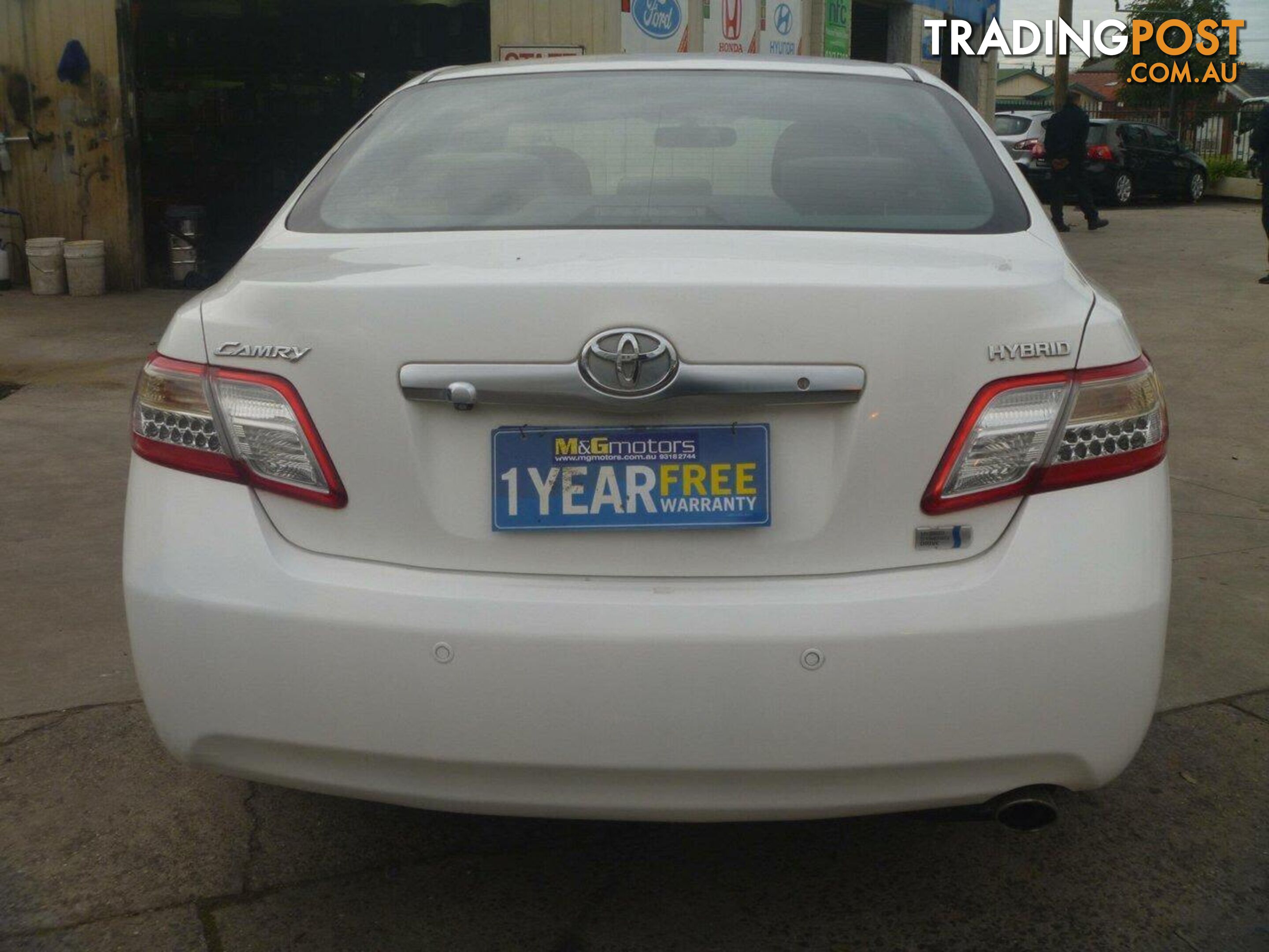 2011 TOYOTA CAMRY HYBRID AHV40R SEDAN, 4 DOORS, 5 SEATS