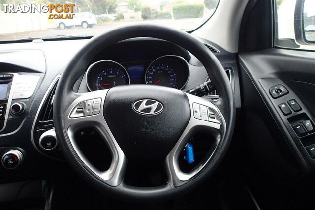 2011 HYUNDAI IX35 ACTIVE (FWD) LM MY11 SUV, 4 DOORS, 5 SEATS