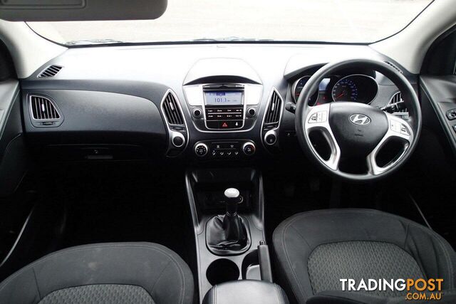 2011 HYUNDAI IX35 ACTIVE (FWD) LM MY11 SUV, 4 DOORS, 5 SEATS