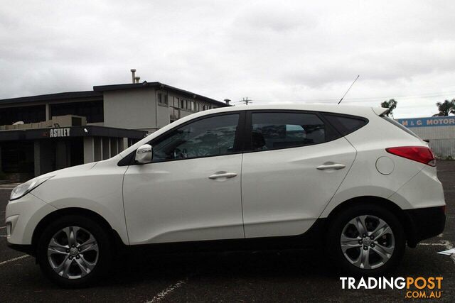 2011 HYUNDAI IX35 ACTIVE (FWD) LM MY11 SUV, 4 DOORS, 5 SEATS