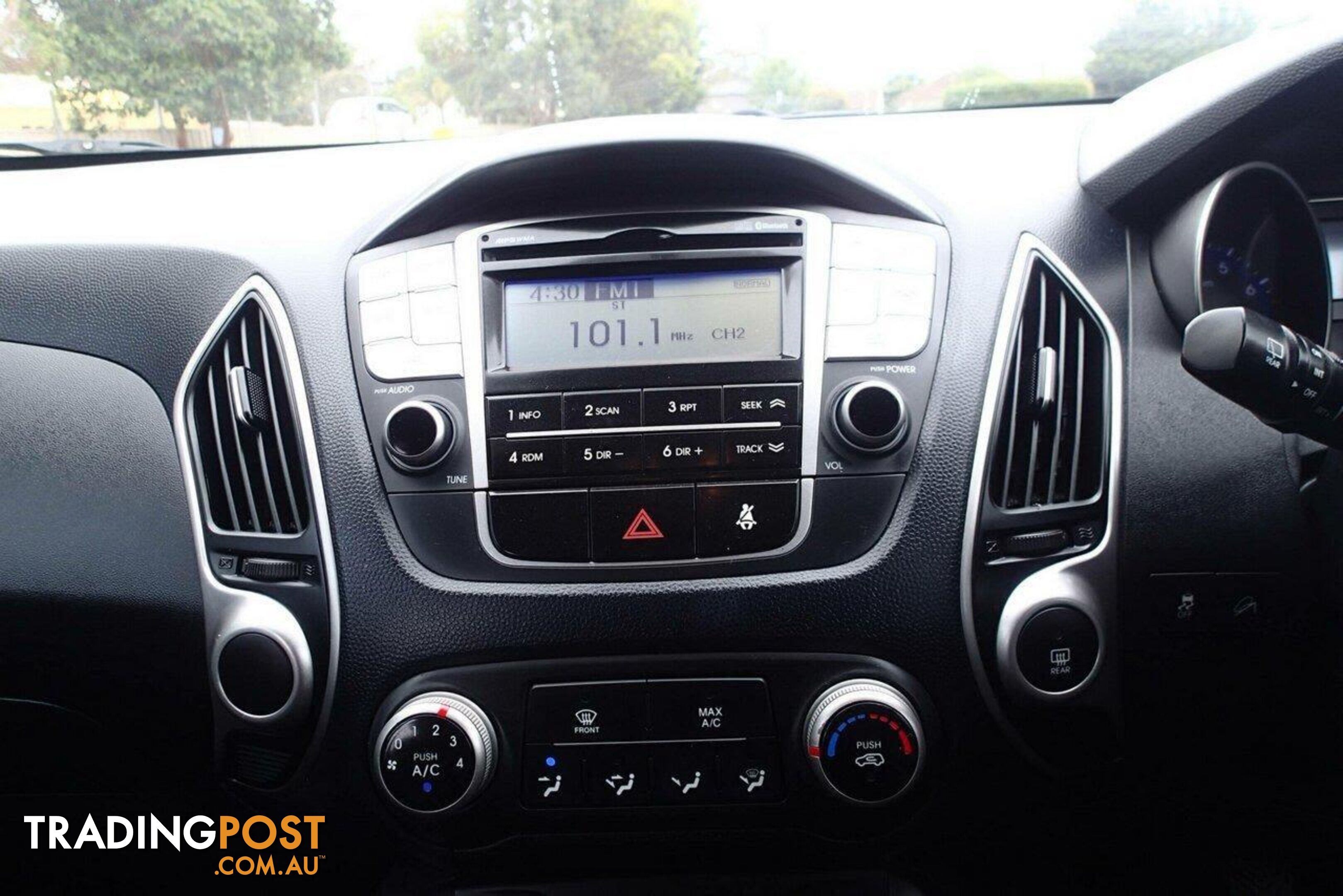 2011 HYUNDAI IX35 ACTIVE (FWD) LM MY11 SUV, 4 DOORS, 5 SEATS