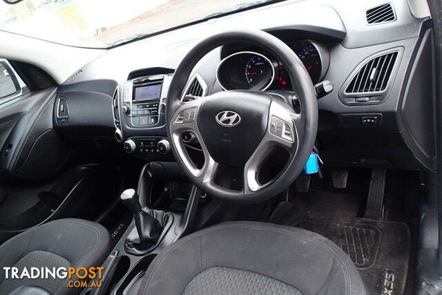 2011 HYUNDAI IX35 ACTIVE (FWD) LM MY11 SUV, 4 DOORS, 5 SEATS