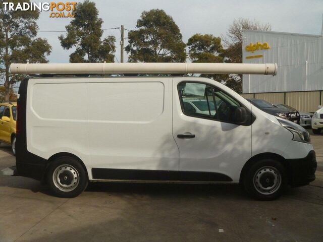 2015 RENAULT TRAFIC SWB X82 COMMERCIAL, 4 DOORS, 3 SEATS