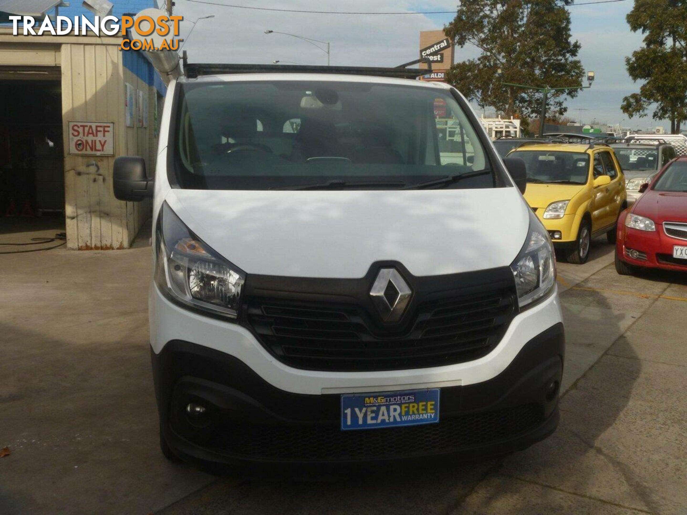 2015 RENAULT TRAFIC SWB X82 COMMERCIAL