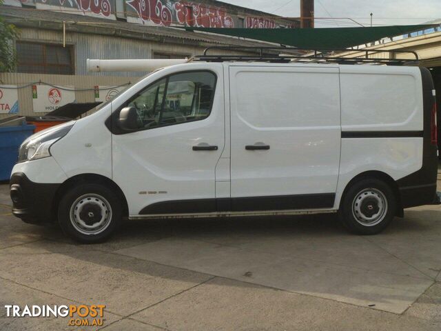 2015 RENAULT TRAFIC SWB X82 COMMERCIAL