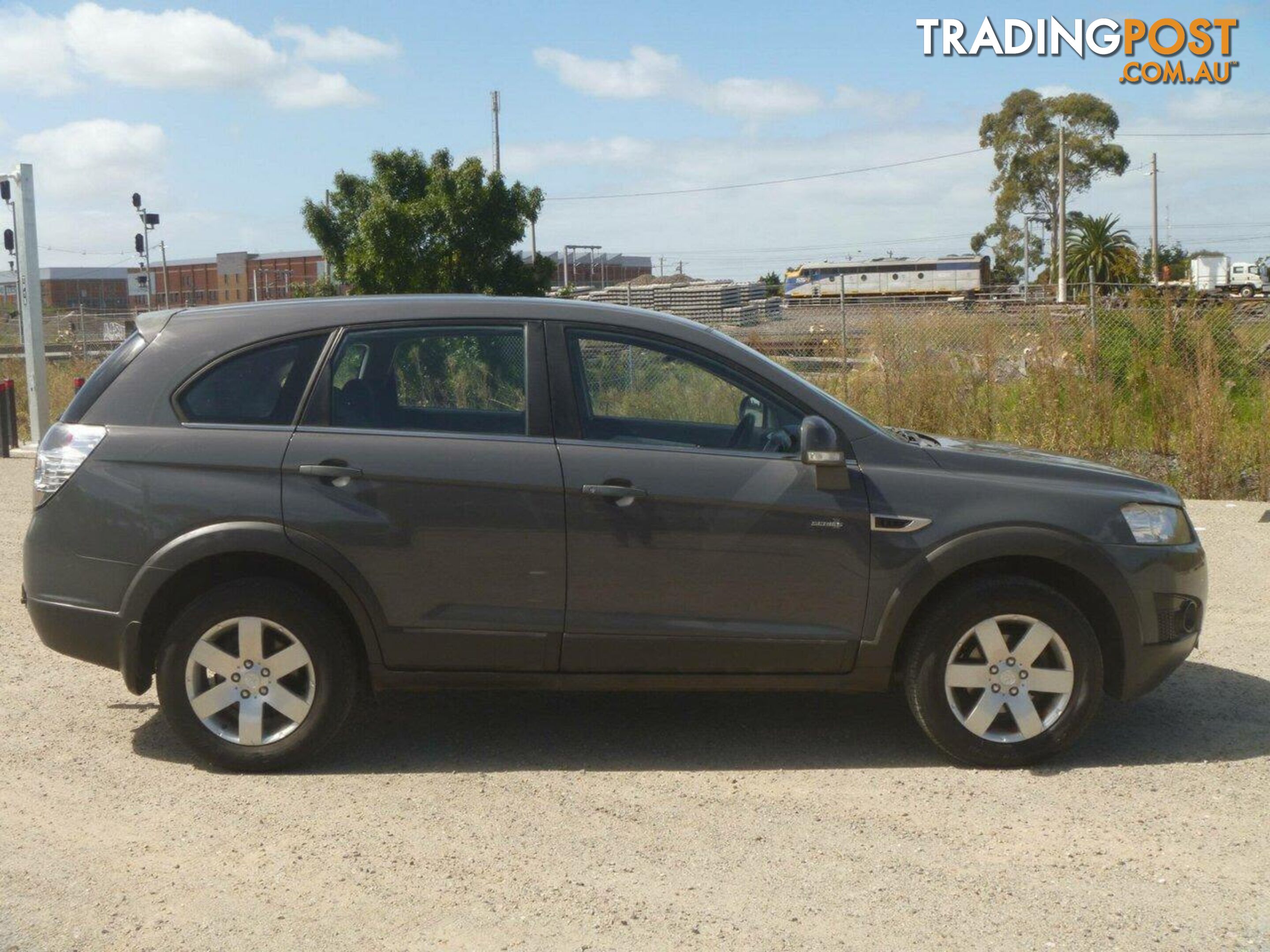 2011 HOLDEN CAPTIVA SX (FWD) CG MY10 SUV, 4 DOORS, 7 SEATS