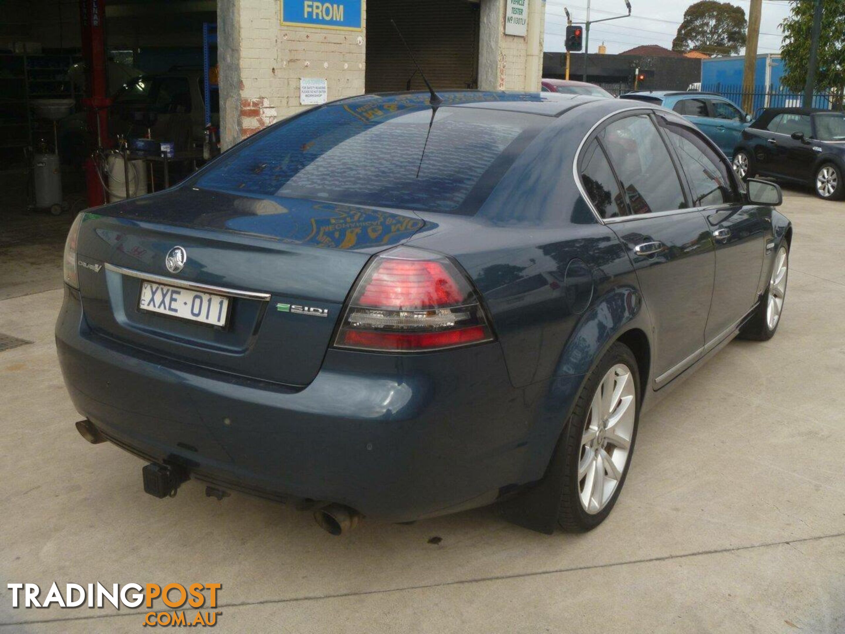 2010 HOLDEN CALAIS  VE II SEDAN, 4 DOORS, 5 SEATS