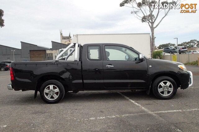 2005 TOYOTA HILUX SR GGN15R UTE TRAY, 4 DOORS, 5 SEATS