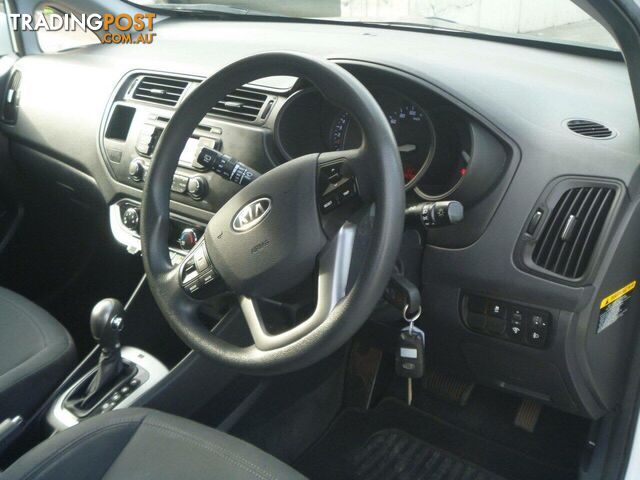 2011 KIA RIO S UB HATCH