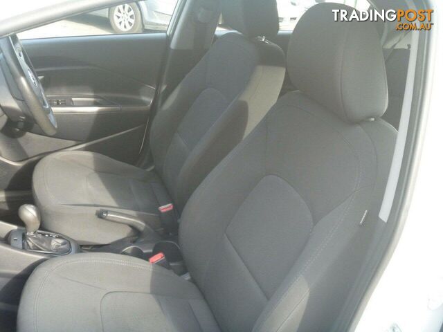 2011 KIA RIO S UB HATCH