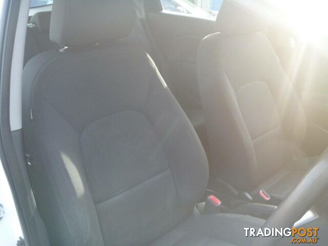 2011 KIA RIO S UB HATCH