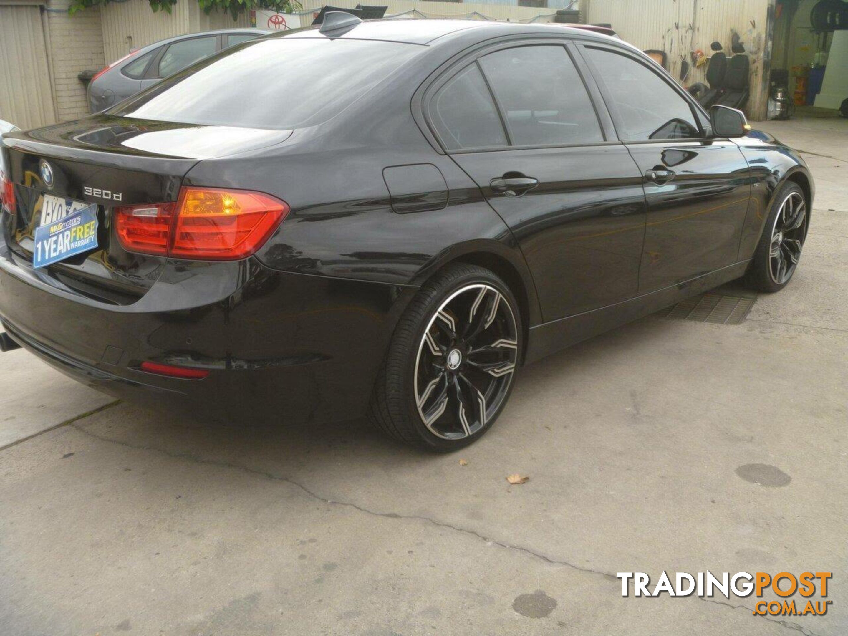 2012 BMW 320D SPORT LINE F30 SEDAN