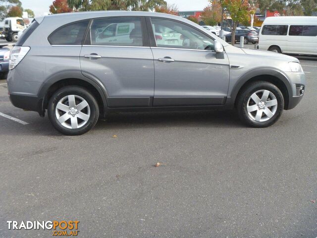 2011 HOLDEN CAPTIVA SX (FWD) CG MY10 SUV, 4 DOORS, 7 SEATS