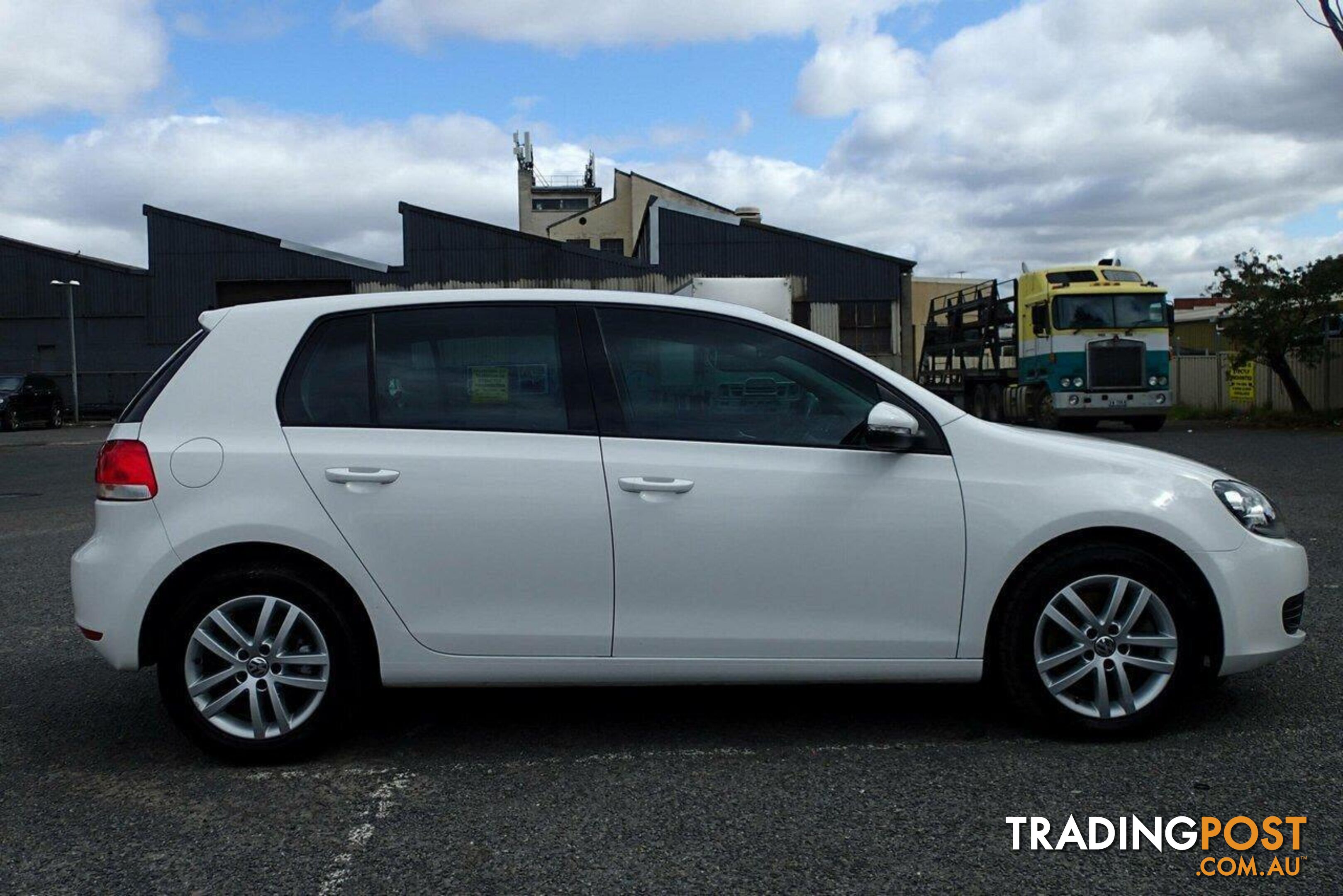 2011 VOLKSWAGEN GOLF 118 TSI COMFORTLINE 1K MY12 HATCH, 5 DOORS, 5 SEATS