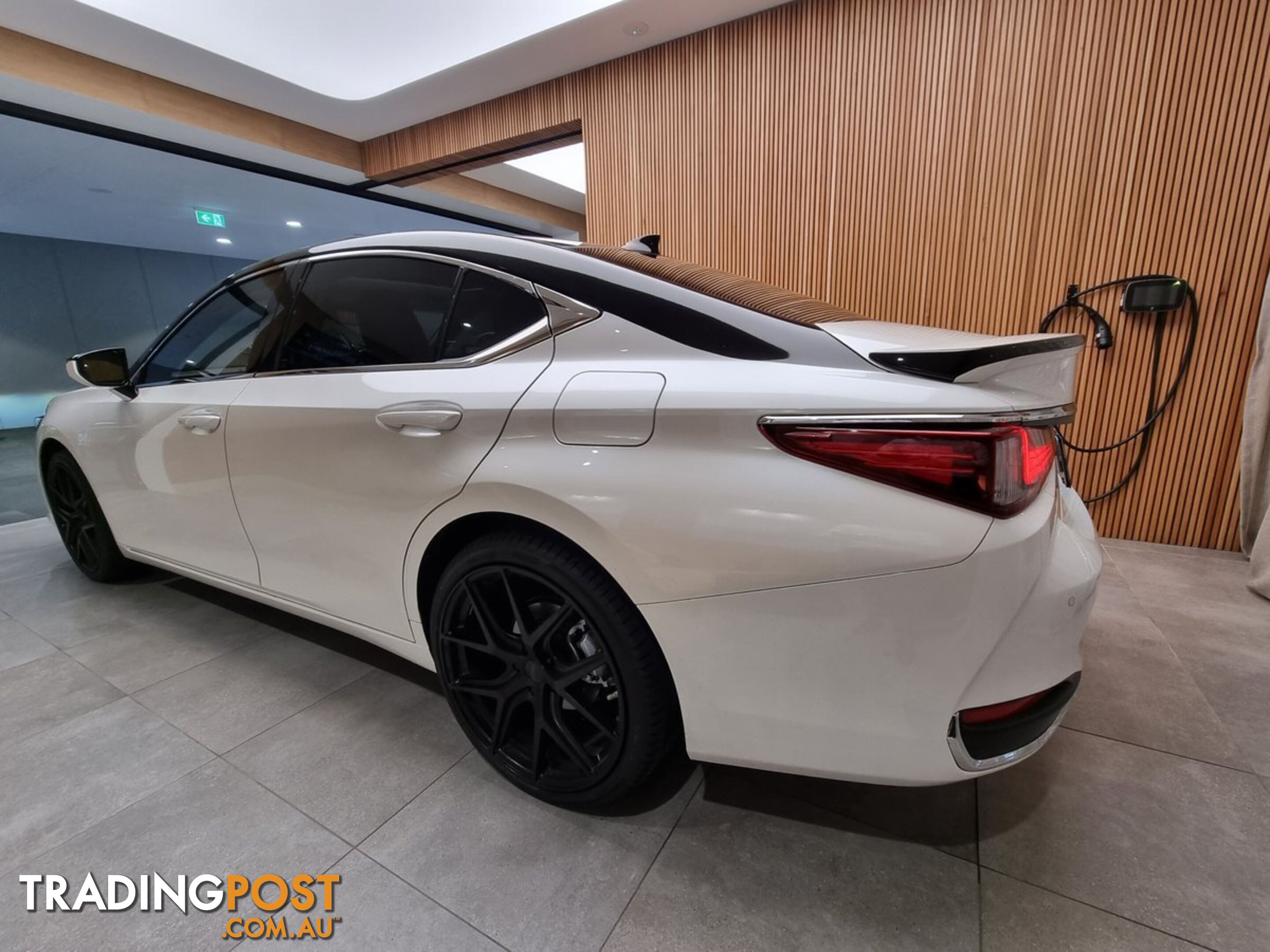 2023 LEXUS ES 300H LUXURY AXZH10R SEDAN