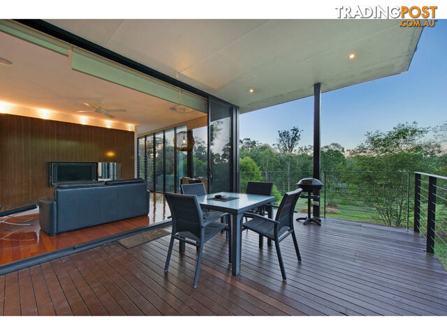 182 Glass House - Woodford Road Glass House Mountains QLD 4518