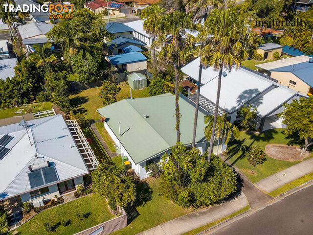 49 Surf Road Alexandra Headland QLD 4572