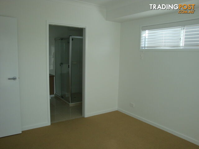 6 Wake Court Birtinya QLD 4575